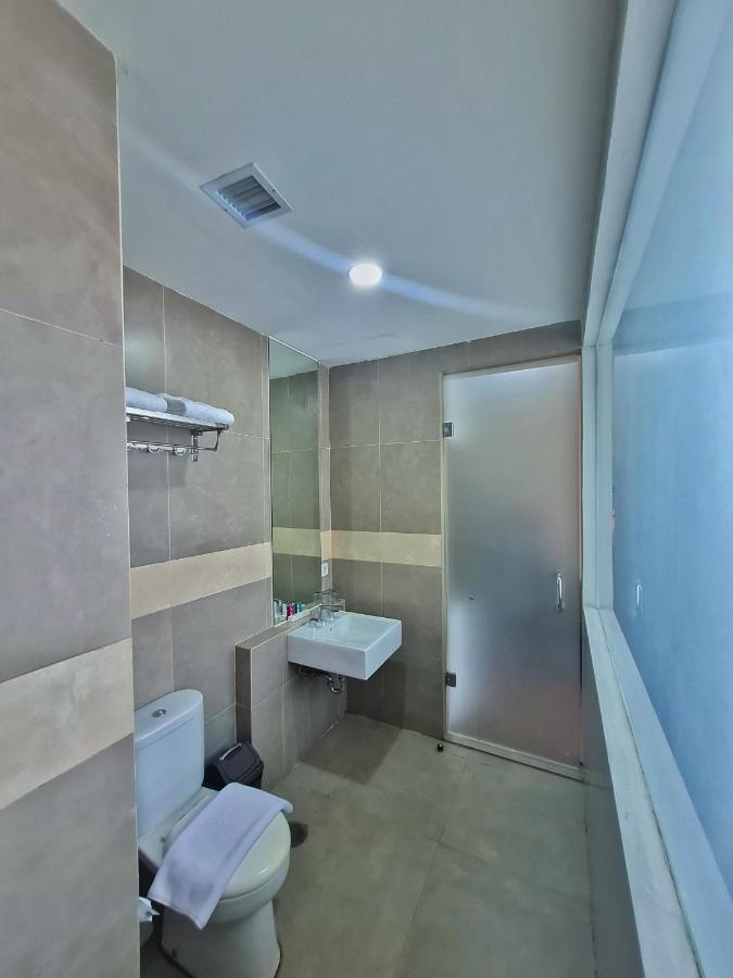 Terraz Tree Hotel Джакарта Екстериор снимка