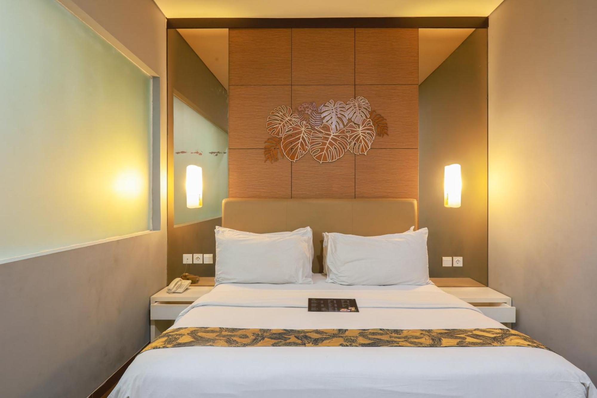 Terraz Tree Hotel Джакарта Екстериор снимка